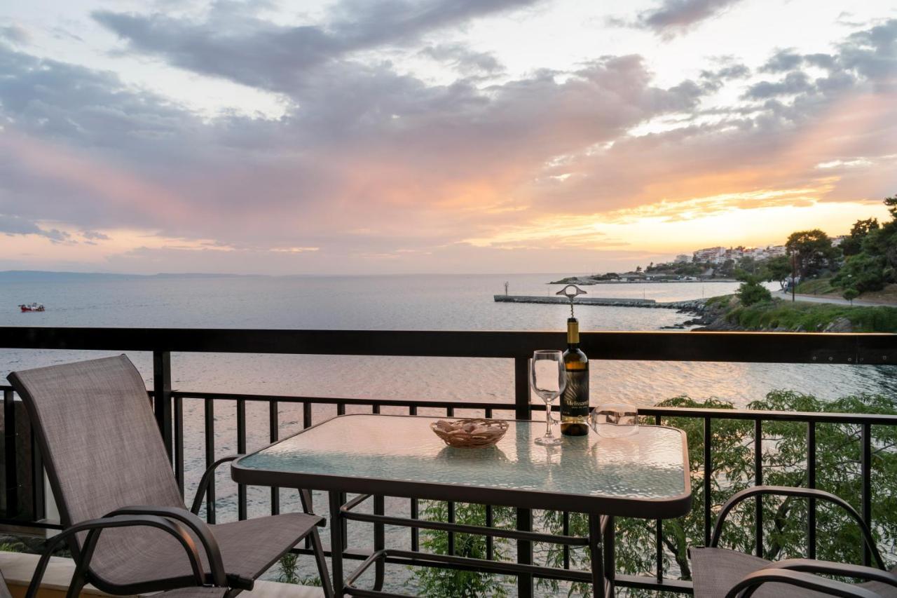 Magda Rooms "Sea View" Neos Marmaras Ngoại thất bức ảnh